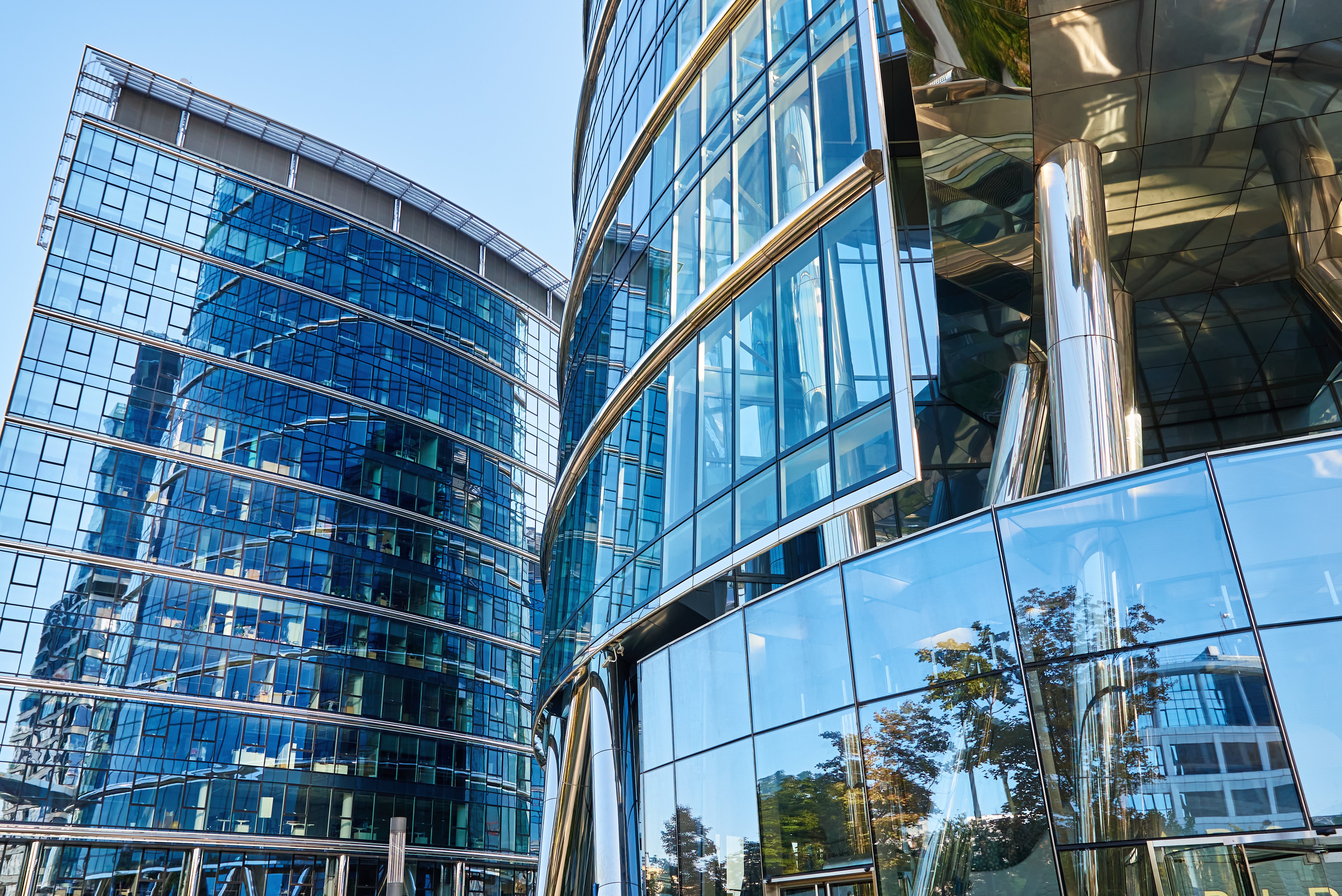 modern-office-building-facade-2025-04-01-02-55-19-utc